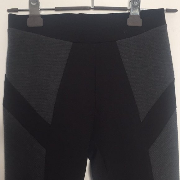 River Island size 4 US color block leggings New - Picture 1 of 6